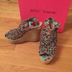 Betsey Johnson Beckey Aztec Wedges